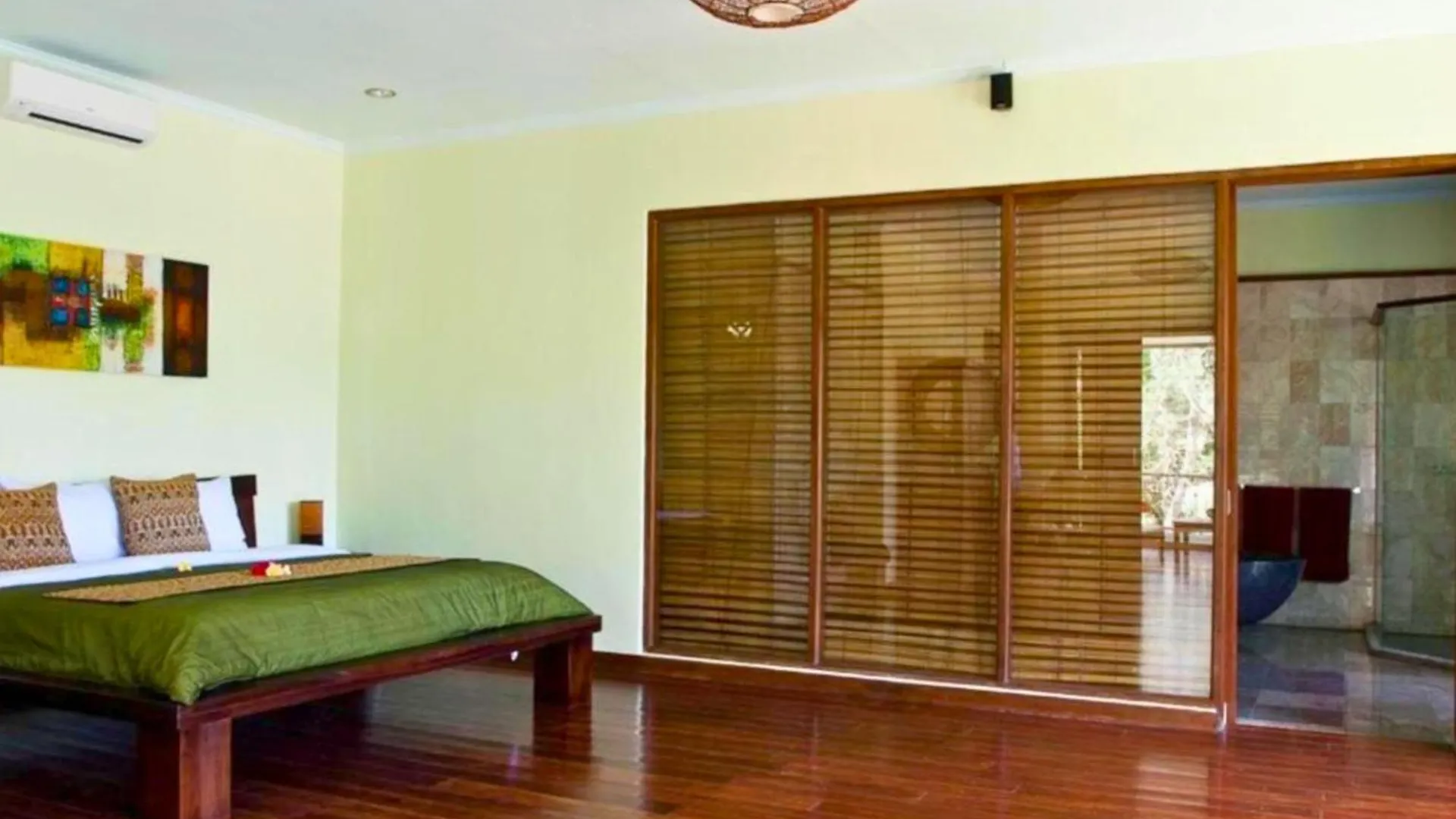Apartment Neena 1 Bedroom Suite Zn245 Ubud